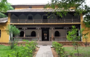 Dakshina Chitra